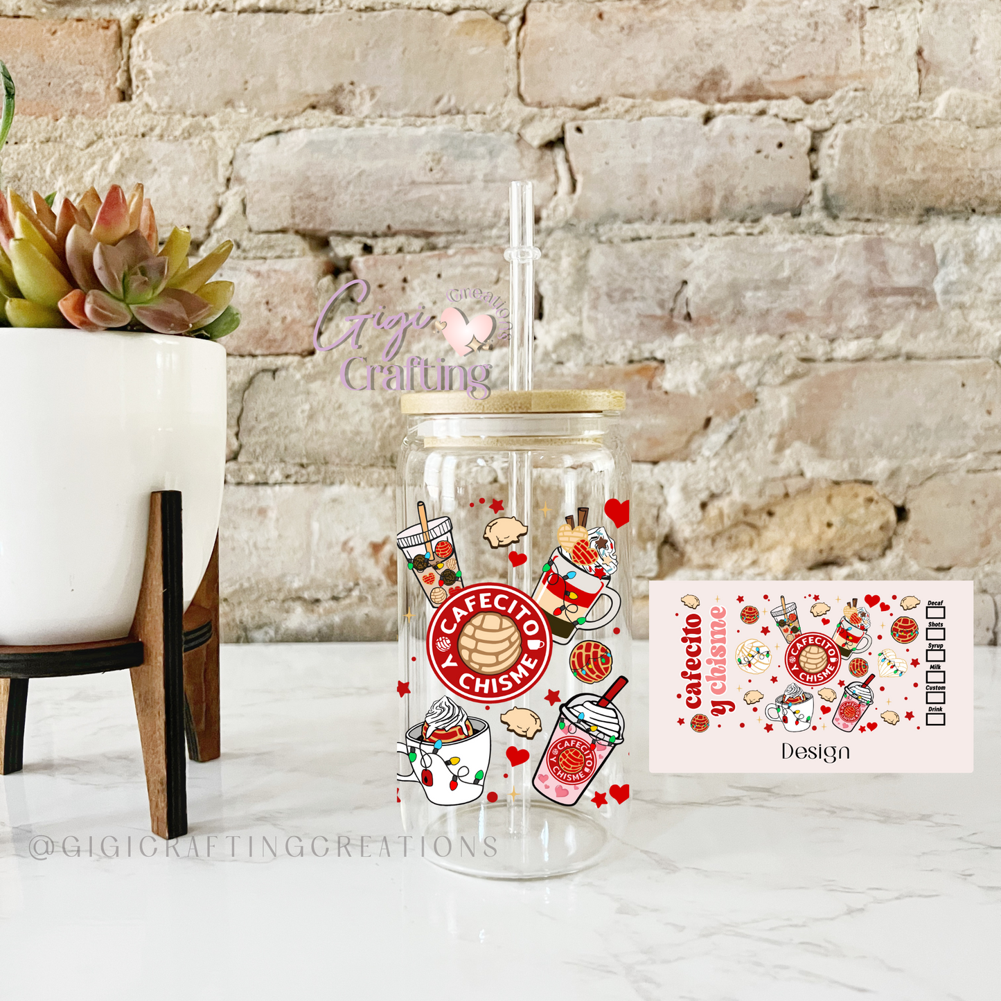 Cafecito y Chisme Navidad - 16oz Glass Cup Boss Babe