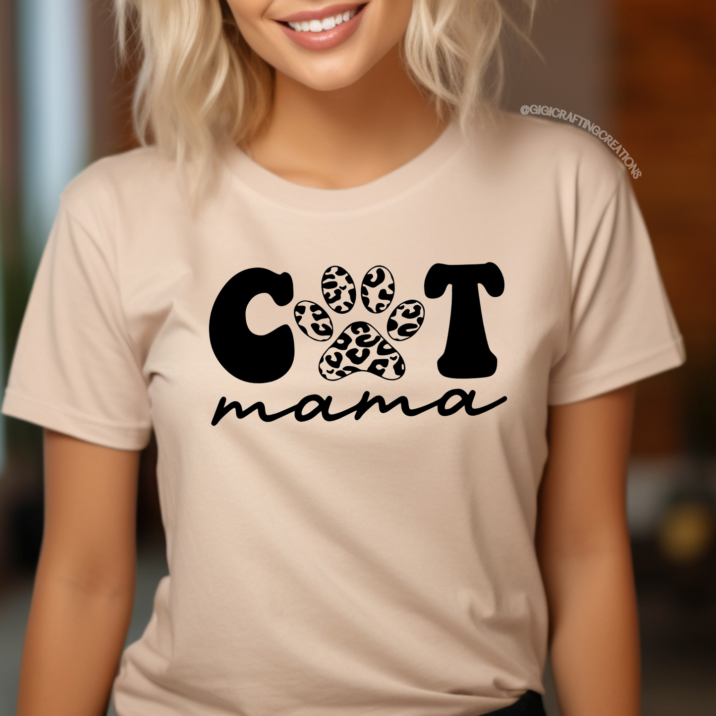 Cat Mom Relaxed Unisex Tee