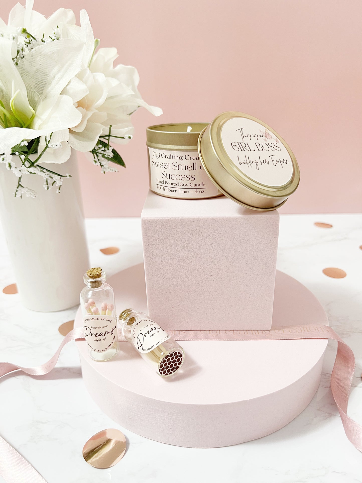 This is a GIRL BOSS building her Empire Candle