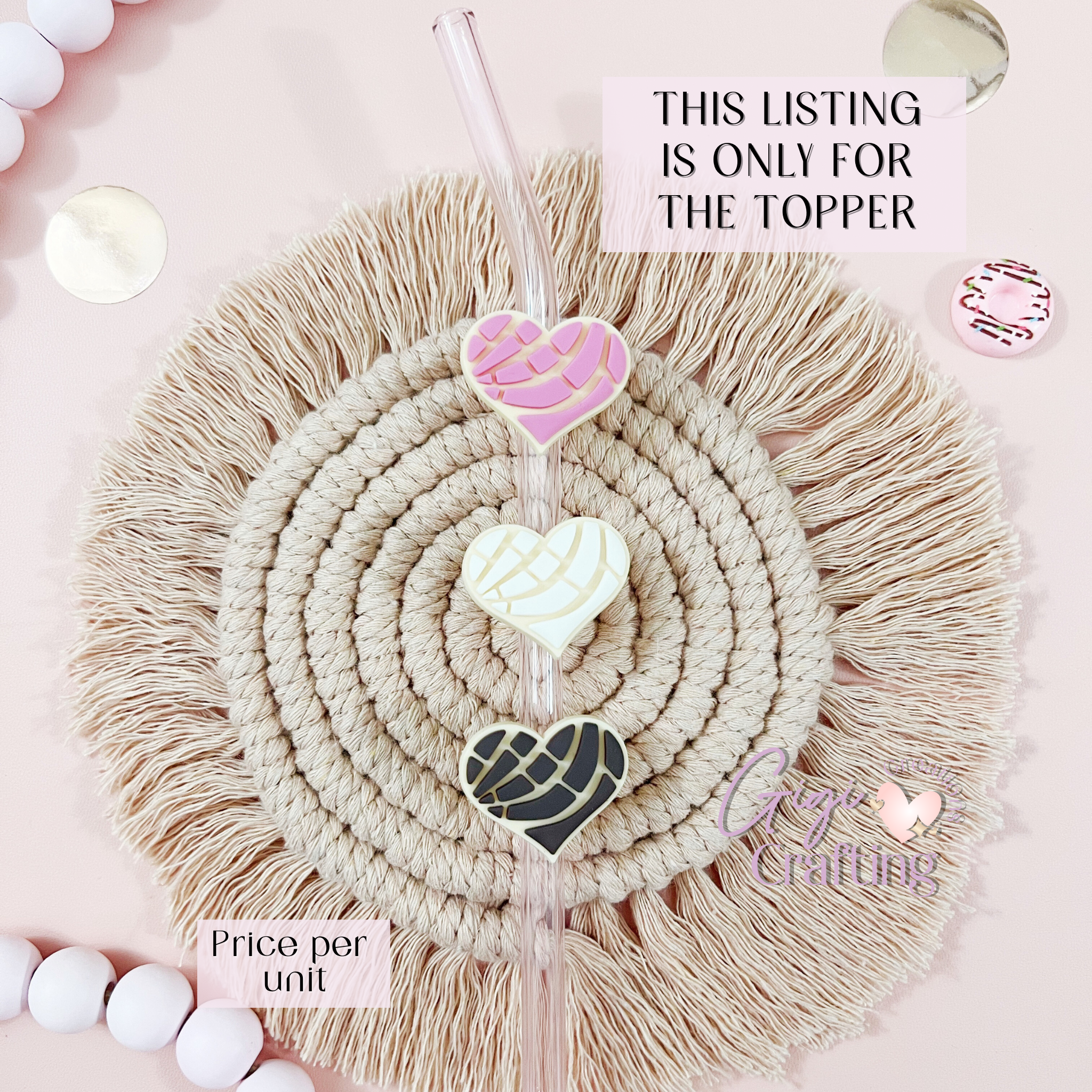 https://gigicraftingcreations.com/cdn/shop/files/concha-heart-pink-straw-topper-charm-accessories_2048x.png?v=1684642542