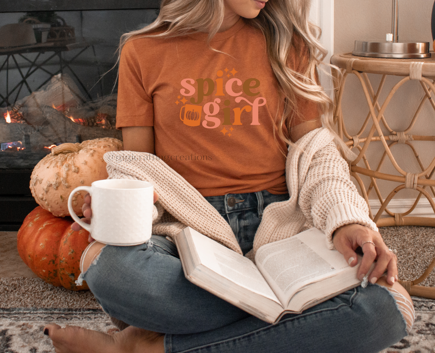 Spicy Girl Relaxed Unisex T-shirt