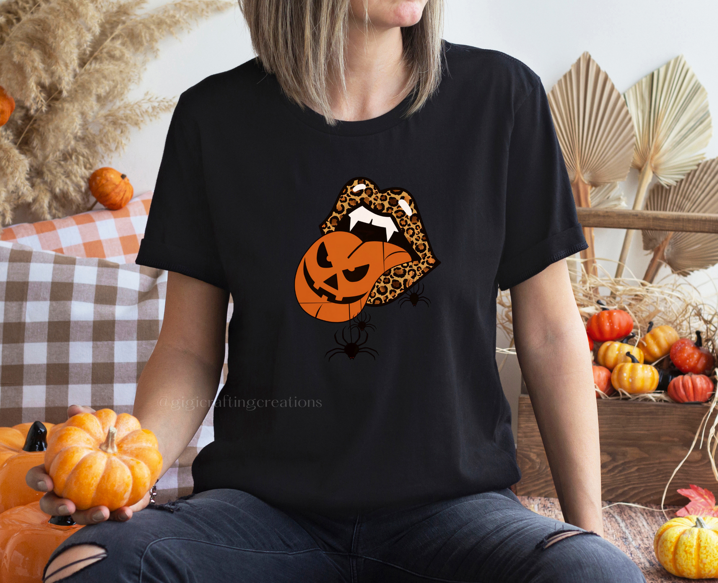 Leopard Tongue Halloween Relaxed Unisex T-shirt