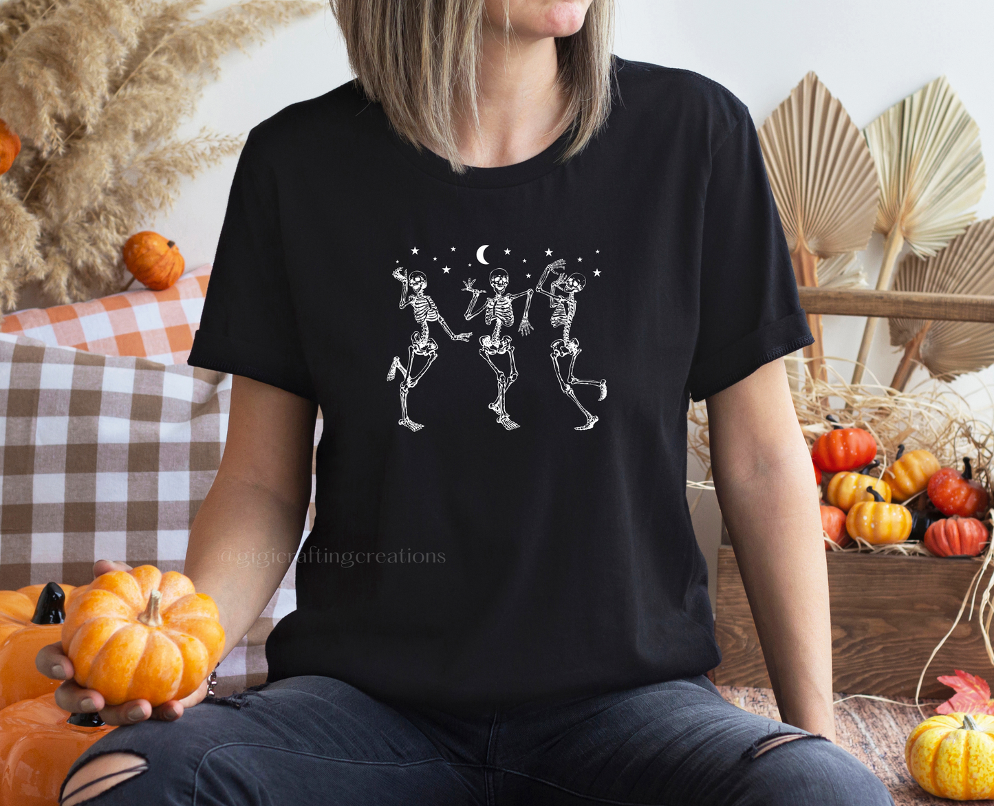Dancing Skeleton Relaxed Unisex T-shirt